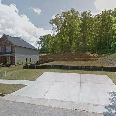 7958 The Lakes Dr, Fairburn, GA 30213