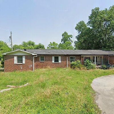 8 W Wotring St, Rossville, GA 30741