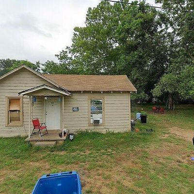 801 Walnut St, Trinidad, TX 75163