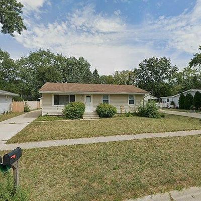 8011 Scott Ln, Machesney Park, IL 61115