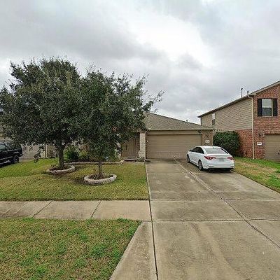 8018 Clover Leaf Dr, Rosenberg, TX 77469