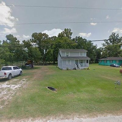 805 Luke St, Dayton, TX 77535