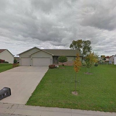 W6460 Rocky Mountain Dr, Greenville, WI 54942