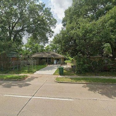 10129 Homestead Rd, Houston, TX 77016