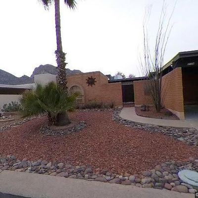 10124 N Valle Del Oro Dr, Tucson, AZ 85737
