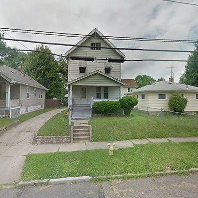 1032 Neptune Ave, Akron, OH 44301