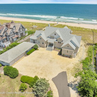 1087 Ocean Avenue, Mantoloking, NJ 08738