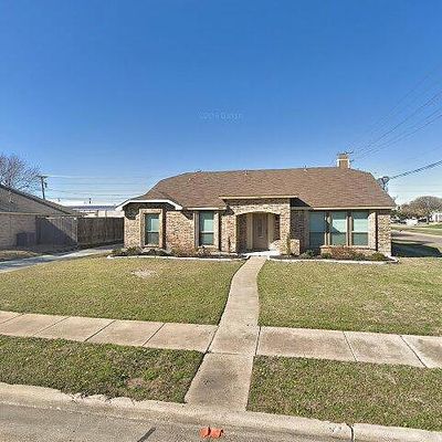 9445 Willard St, Rowlett, TX 75088