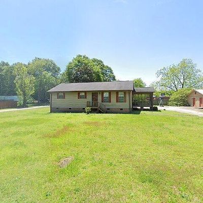 95 Bowers St, Bowman, GA 30624