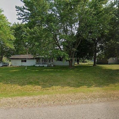 950 Alfalfa Dr, Lapeer, MI 48446