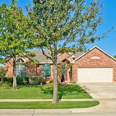 953 Sherry Ln, Saginaw, TX 76179