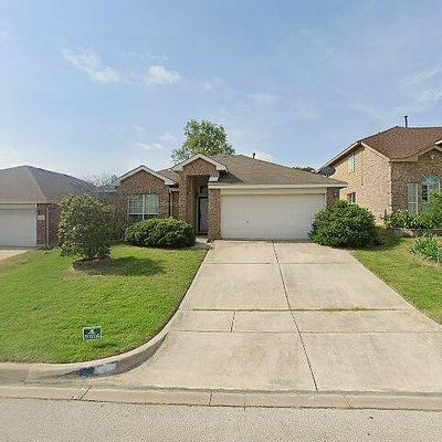 9825 Maryville Ln, Fort Worth, TX 76108