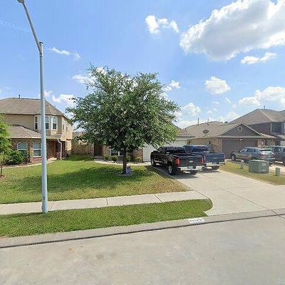 9914 Chimney Swift Ln, Conroe, TX 77385