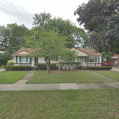 9928 Westmore St, Livonia, MI 48150