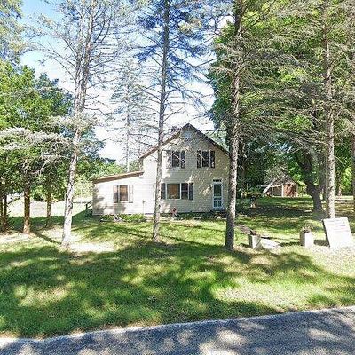 N4614 County Road G, Wild Rose, WI 54984