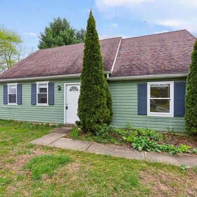 1105 New Hampshire Ln, Downingtown, PA 19335