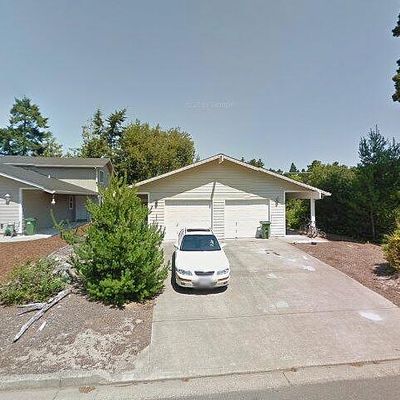 1665 34 Th St, Florence, OR 97439