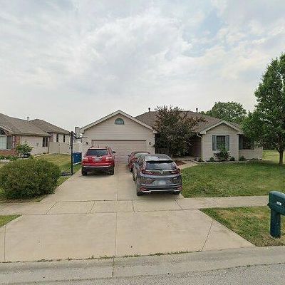 1528 Hunters Run Dr, Bourbonnais, IL 60914