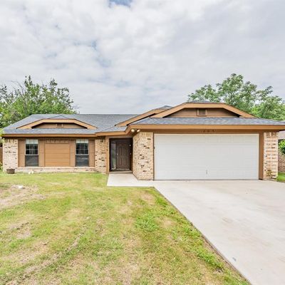 205 Kalmia Dr, Arlington, TX 76018