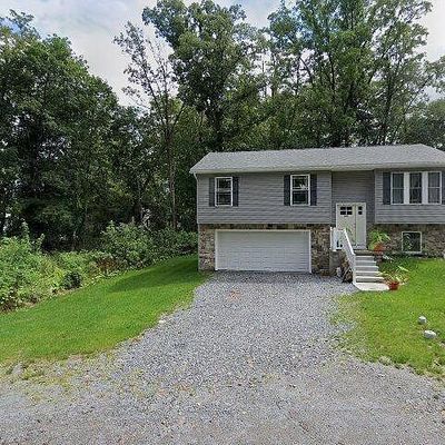 205 Middle St, Pleasant Gap, PA 16823