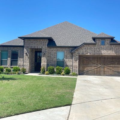 2065 Adrian Ct, Waxahachie, TX 75165