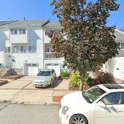 211 Dover Grn, Staten Island, NY 10312