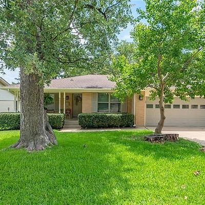 2114 Normandy Dr, Irving, TX 75060