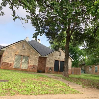 220 Arnold Ave, Arlington, TX 76010