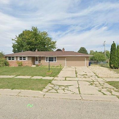 2216 Bond Pl, Janesville, WI 53548