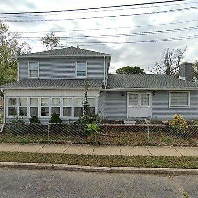 224 Chestnut St, Mount Holly, NJ 08060