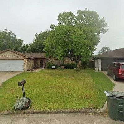 2265 Woodside Dr, Beaumont, TX 77707