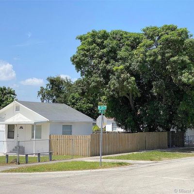 2800 Nw 30 Th Ave, Miami, FL 33142