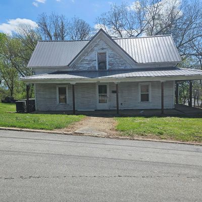 300 N Highland Ave, Greeneville, TN 37745