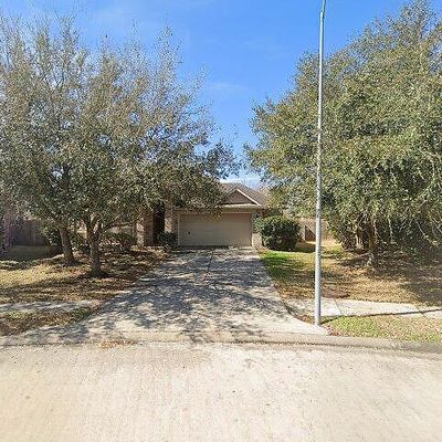 3010 Silhouette Bay Dr, Pearland, TX 77584