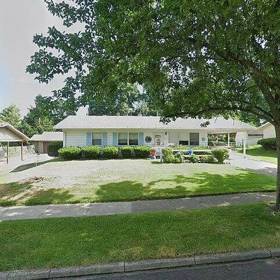 3013 Blackhawk Rd, Dayton, OH 45420