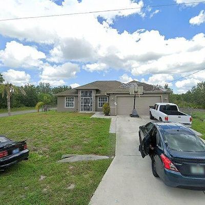 2514 61 St St W, Lehigh Acres, FL 33971