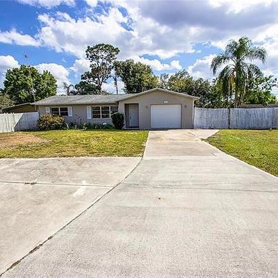 255 Lakeview Dr, North Fort Myers, FL 33917