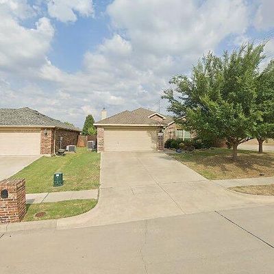 3713 Chapel Hill Ln, Denton, TX 76207