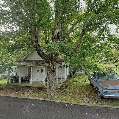 303 Pine St, Murray, KY 42071