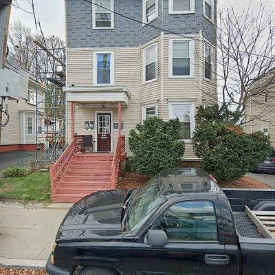 44 Essex St, Lynn, MA 01902