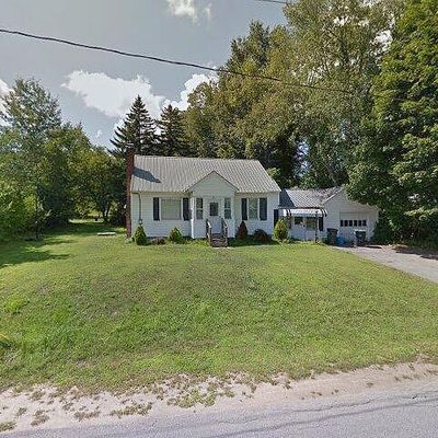 45 Chapman St, Corinth, NY 12822