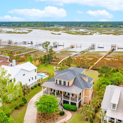 4586 Cape Island Dr, Awendaw, SC 29429