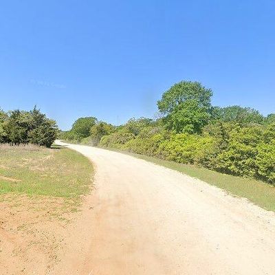 5 Lakefront Dr, Normangee, TX 77871