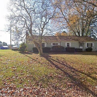 50 S Glencoe Dr, Coventry Township, OH 44319