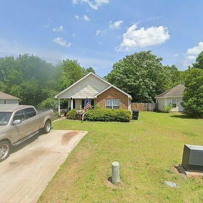 502 Chadwyck Cir, Bonaire, GA 31005