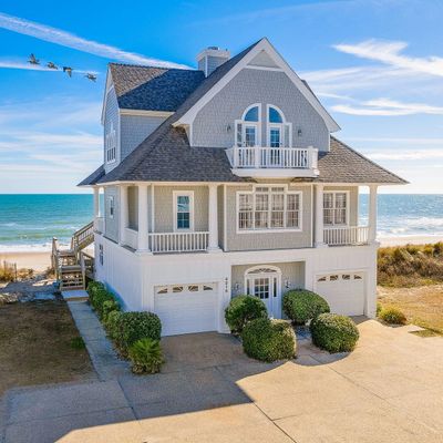 4216 Island Dr, N Topsail Beach, NC 28460