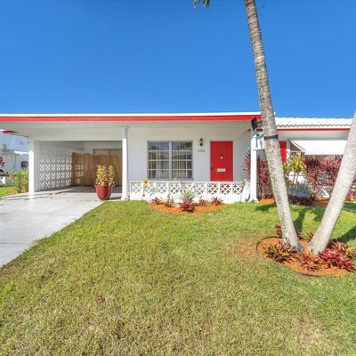 5702 Nw 84 Th Ave, Tamarac, FL 33321