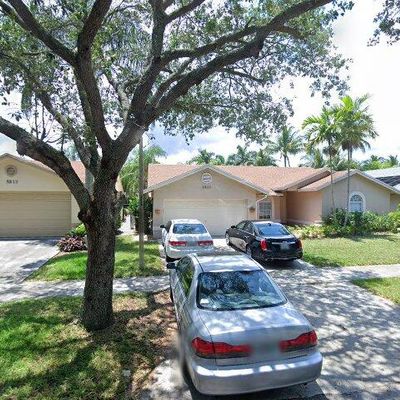 5823 Nw 40 Th Ave, Coconut Creek, FL 33073