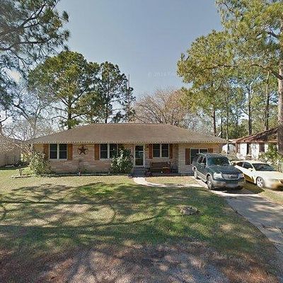 611 Avenue K, El Campo, TX 77437