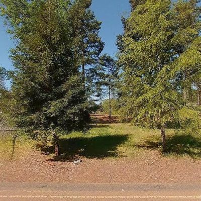 6283 Oliver Rd, Paradise, CA 95969